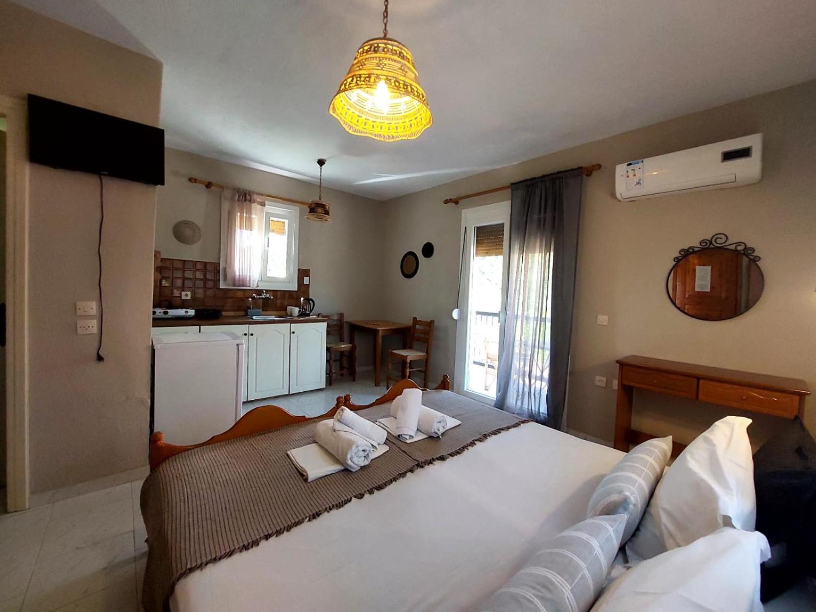 Georgia Apartments Stafylos Pokój zdjęcie